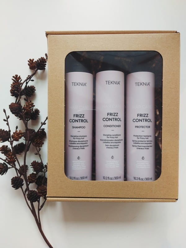 Lakme Teknia Frizz Control zestaw: szampon, odżywka , spray termoochronny Protector